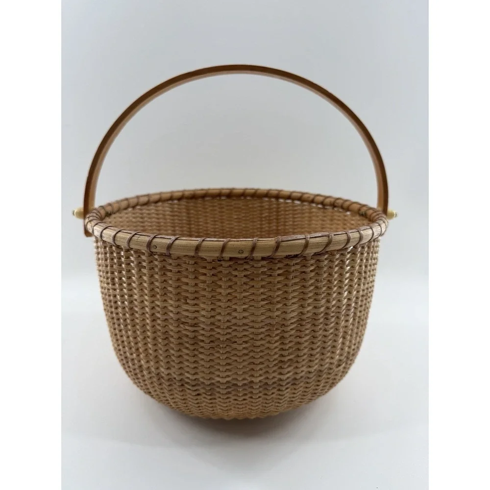 Nantucket Lighthouse Style Basket Woven Wooden Swing Handled Round 10